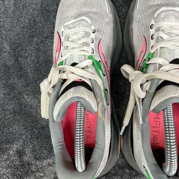 SAUCONY Women's Guide 16 White/Green/Pink Engineered Mesh Running Size 10.5 - Picture 6 of 9